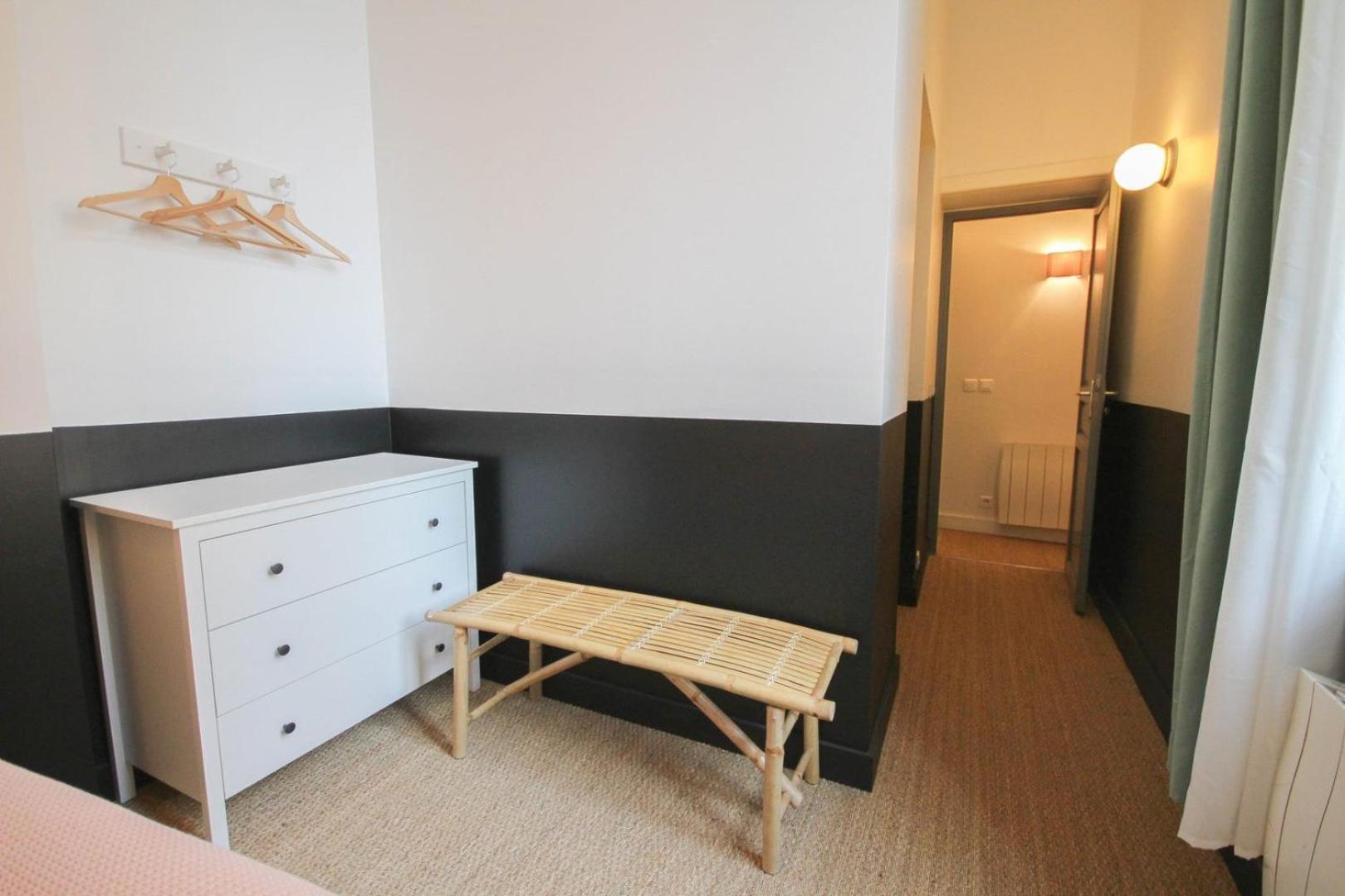2-Bedroom Flat + Private Car Park. ลีลล์ ภายนอก รูปภาพ